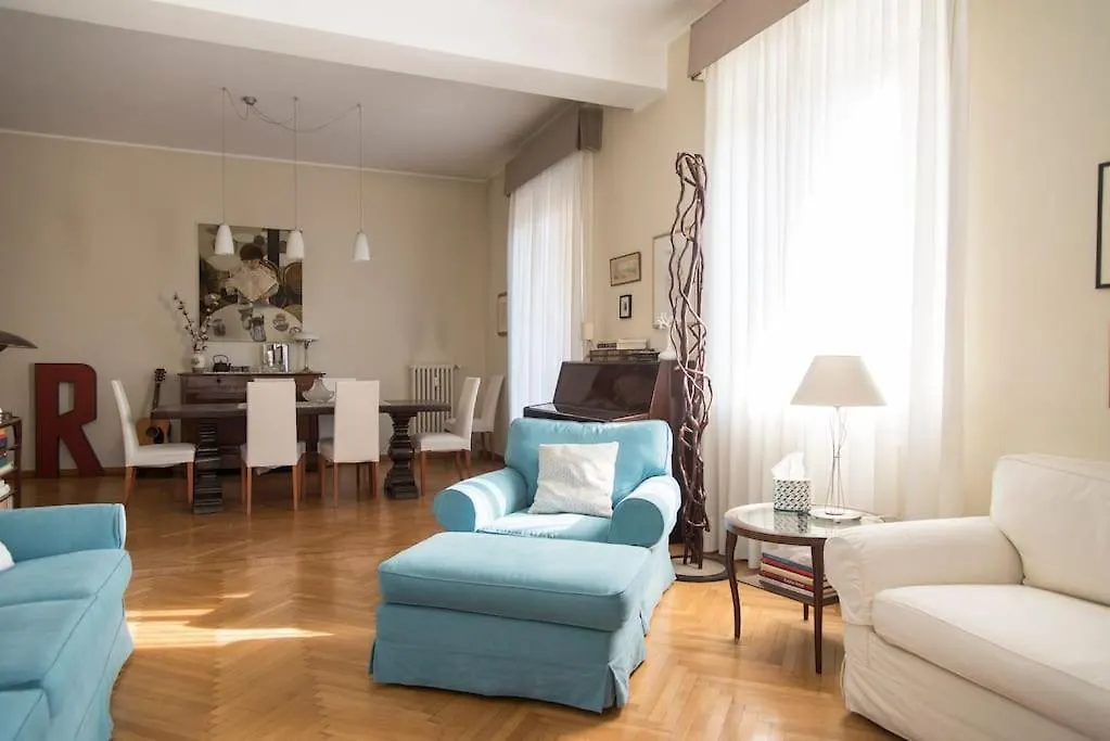Brera Luxurious Elegant Bright Suite Downtown Μιλάνο 0*,  Ιταλία